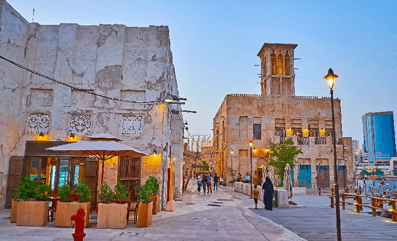 دليل سياحي - دبي - الإمارات - صورة 1