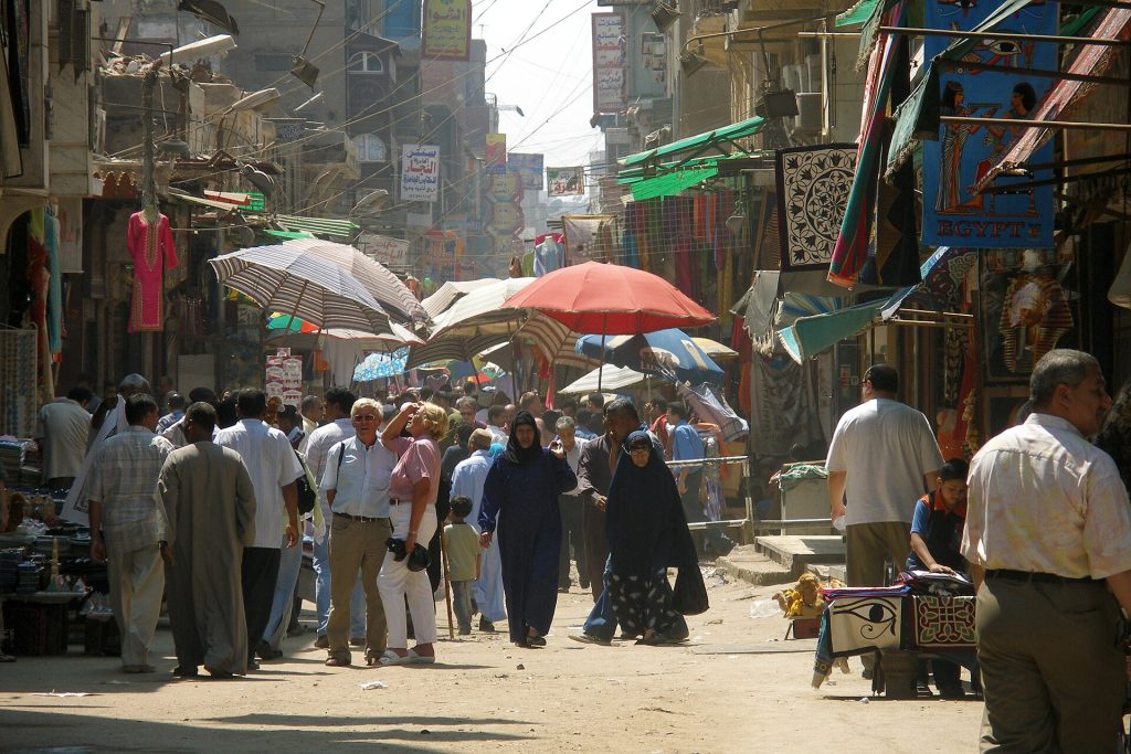 صورة شارع المعز لدين الله الفاطمي في القاهرة