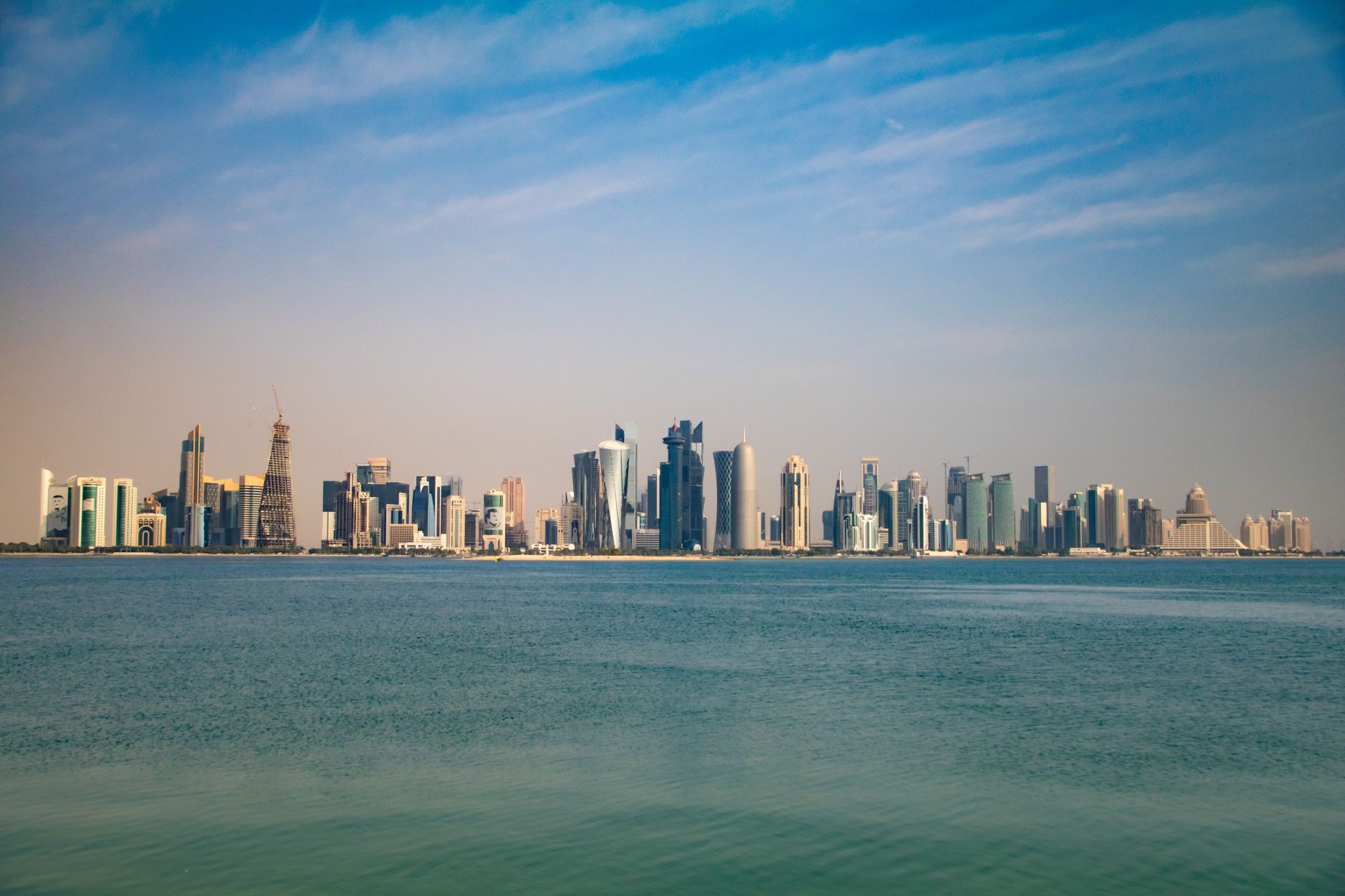الدوحة، قطر: دليل السفر الشامل لأروع الوجهات السياحية وتجارب التراث والمستقبل