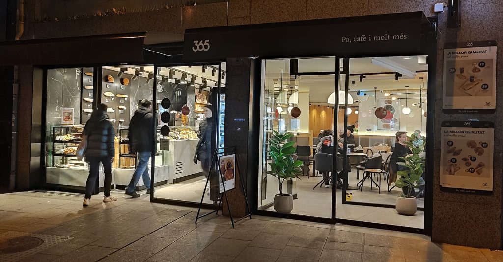 صورة coffee shop Barcelona في برشلونة
